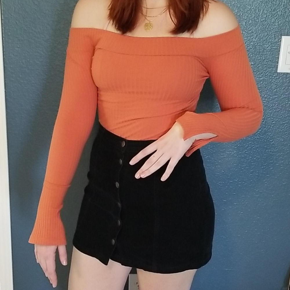 Retro off the shoulder ribbed crop top